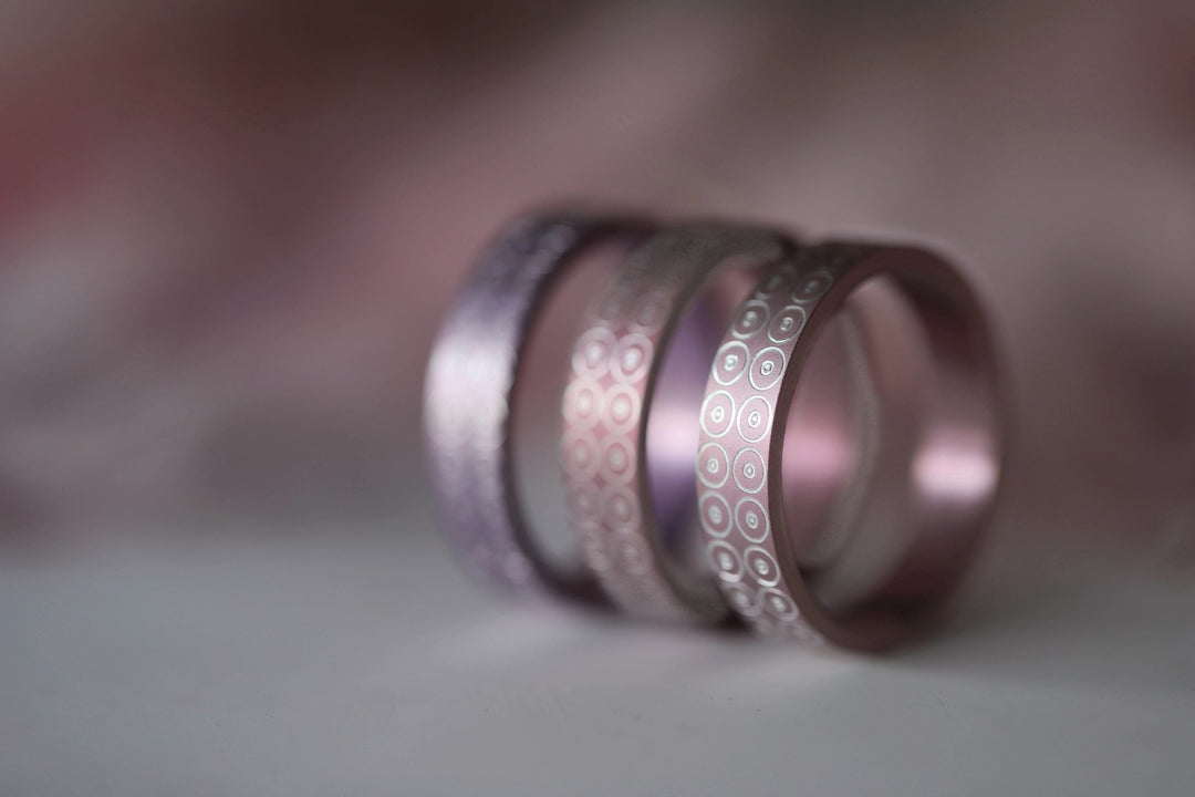 Anneau (addon deux tiers) en aluminium, Kate de la collection Octobre rose 2024 pour bague mood interchangeable