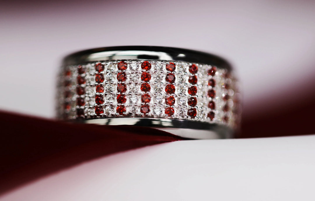 Inner ring (addon) in 925 silver set with red and white zirconia gems "Enchanted Christmas"