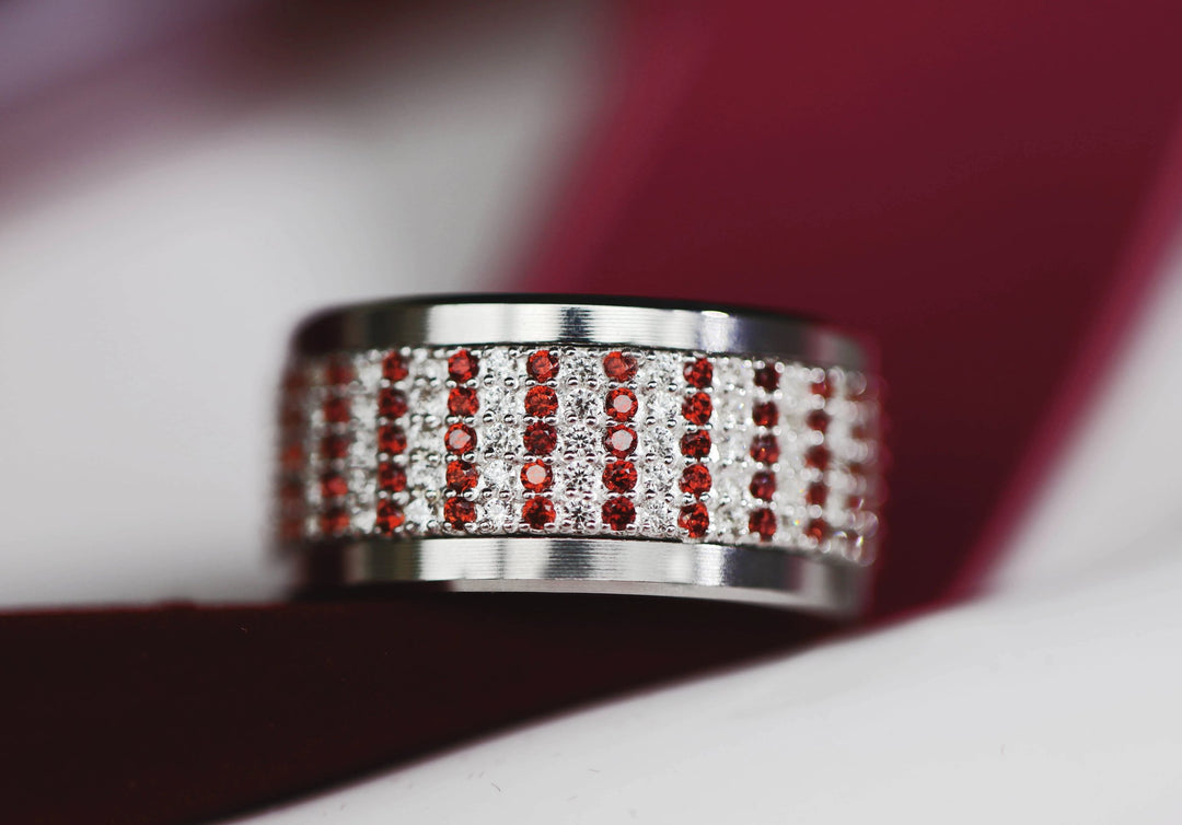 Inner ring (addon) in 925 silver set with red and white zirconia gems "Enchanted Christmas"