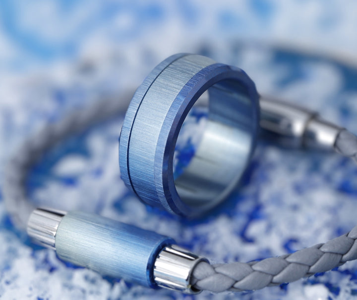 ❄️ EXTRA SMALL Fassung Polarblau aus Titan, geknitterte Ausführung für auswechselbaren mood Ring ❄️