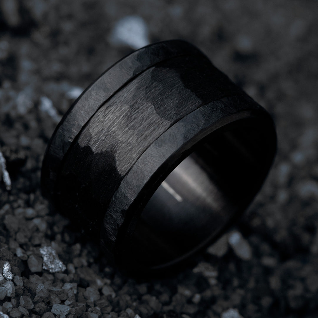 Bague mood interchangeable "Black Hammer 2" en acier inoxydable noir martelé