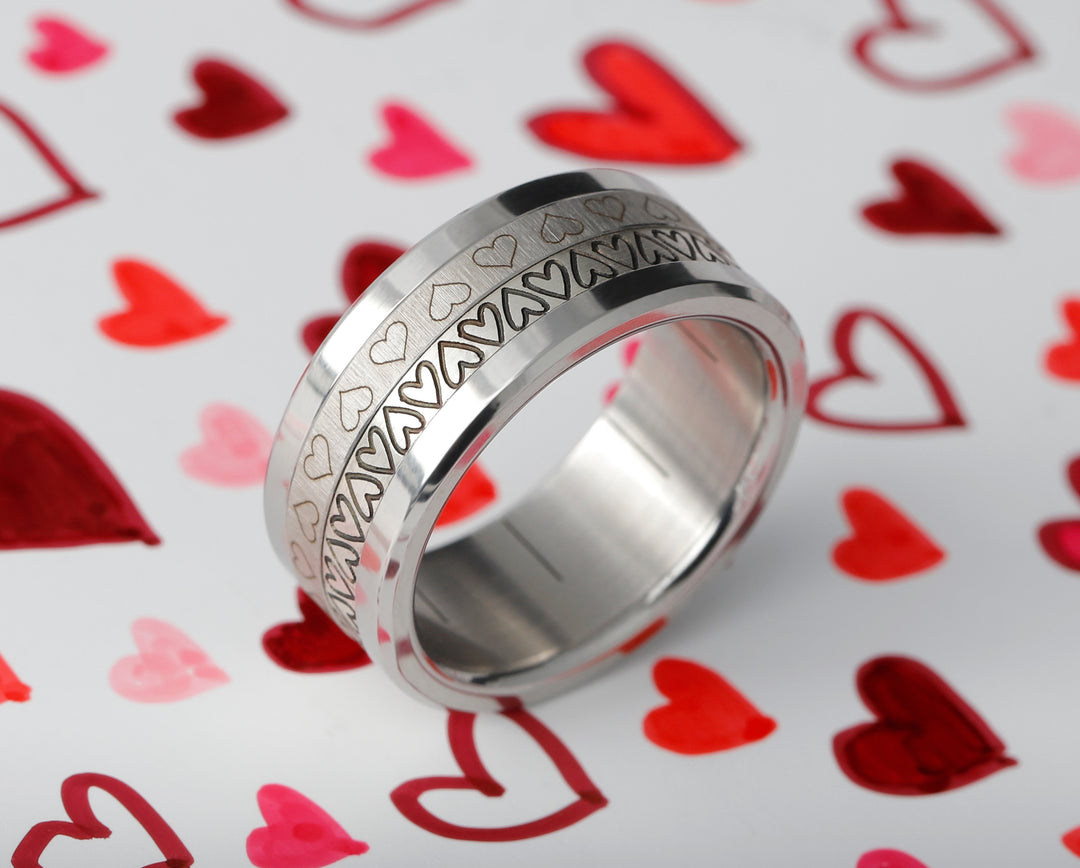 ❤️ Inner ring (medium addon) "unison love" in wrinkled steel,  engraved with hearts