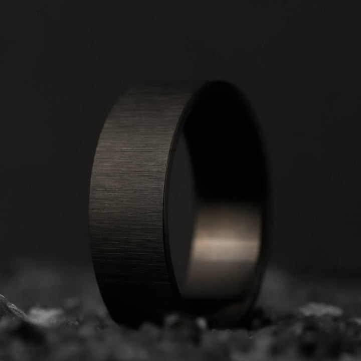 Addon in black wrinkled steel