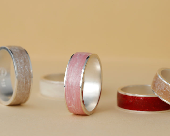 Bague en argent 925 et émail couleur rose