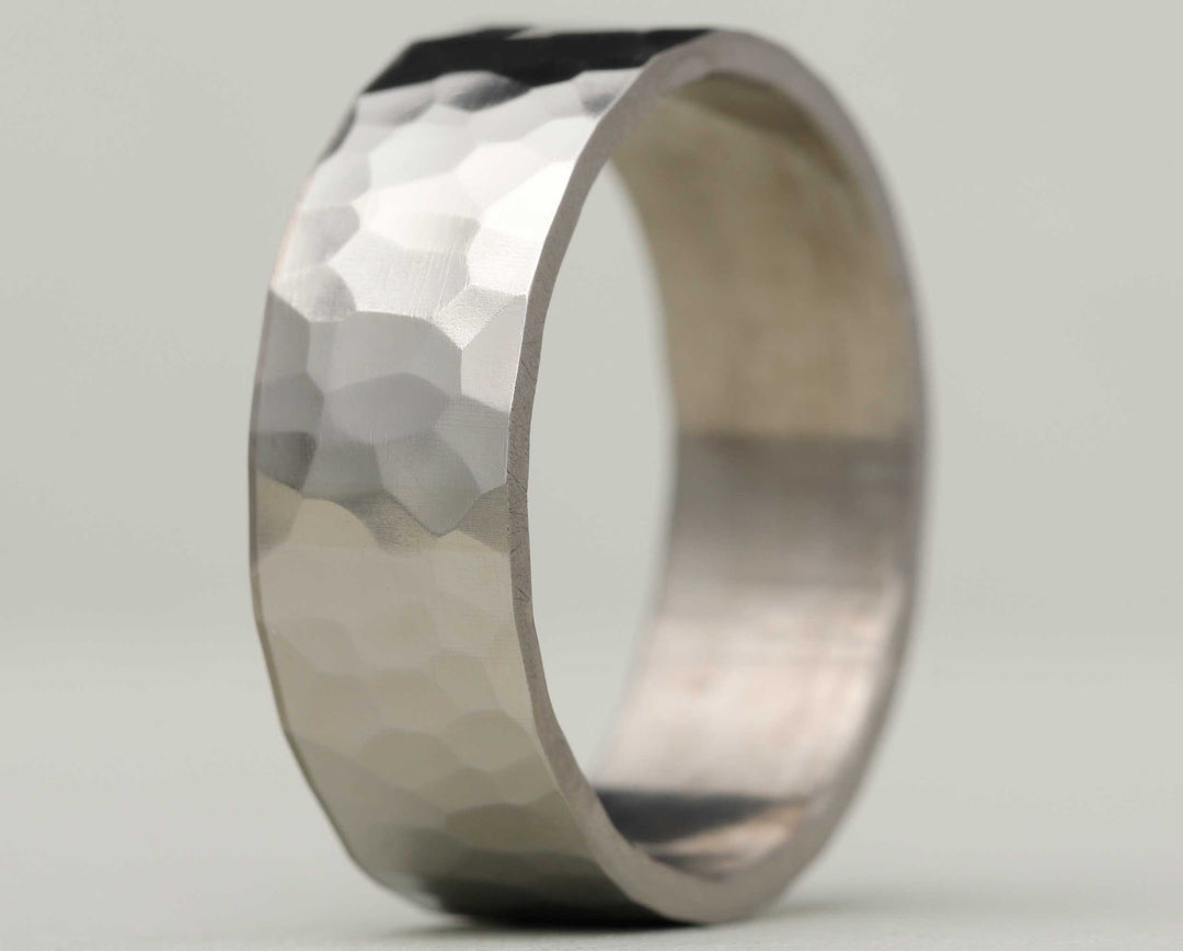 Addon in hammered polished titanium