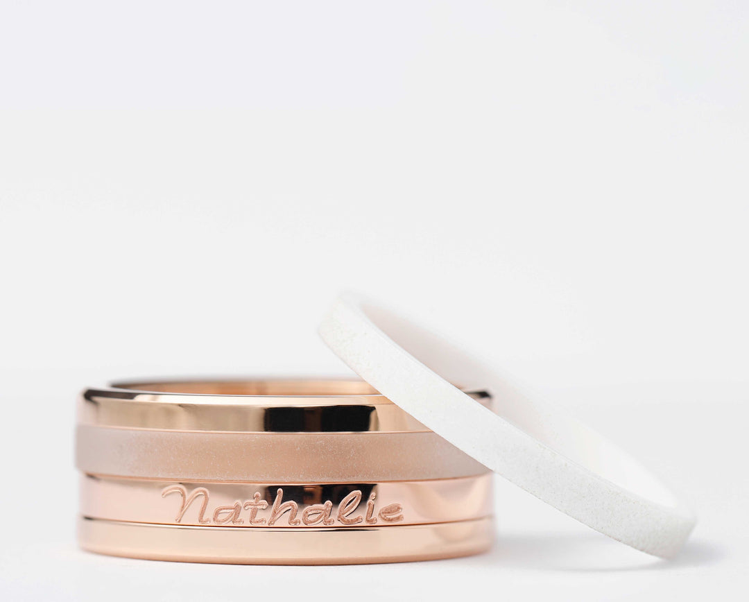 Bague mood complète pour femme avec une gravure personnalisée d'un prénom | Pink Gold