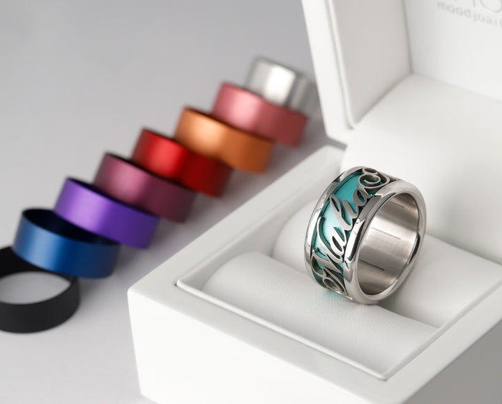 mood ring in steel with personalized text and interchangeable color (SMALL version)