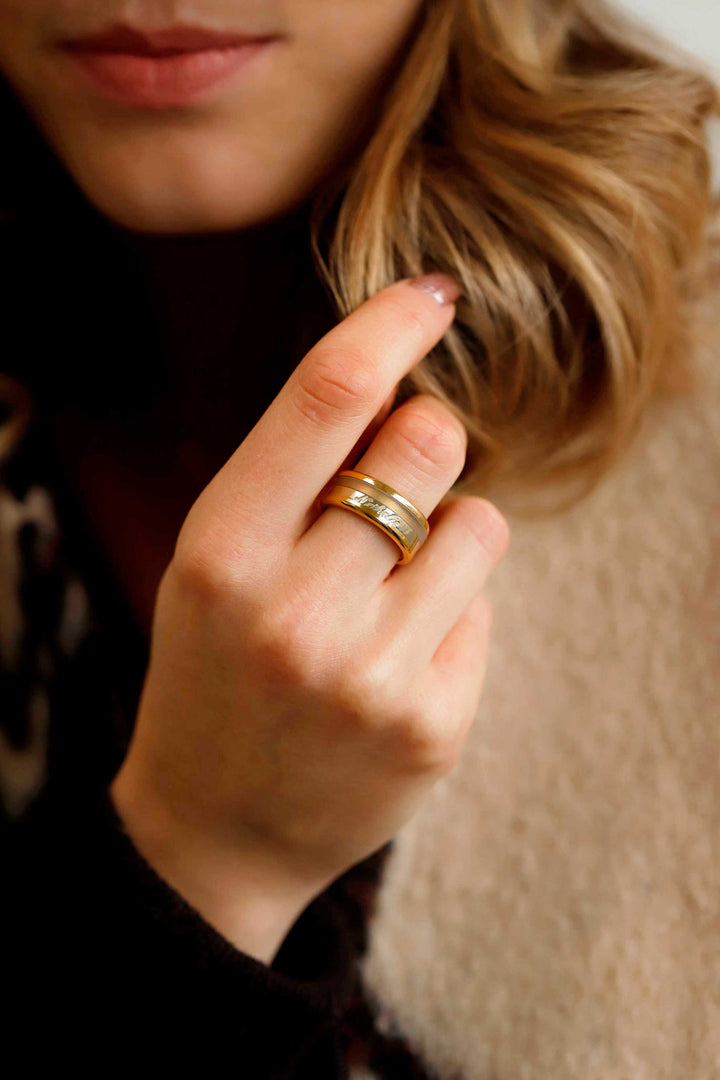 Ring set | Personalized first name engraving | Yellow gold