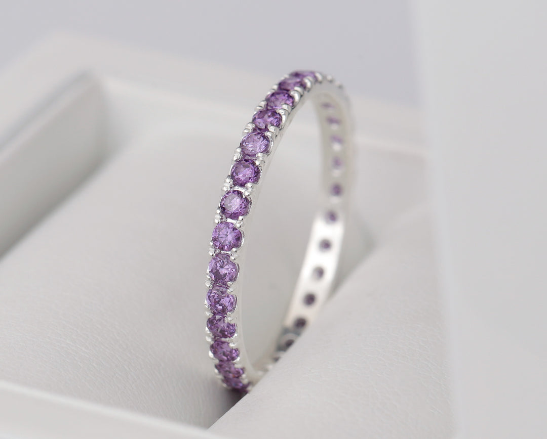 🧏🏻‍♀️ Anneau (addon medium) "SorAura" en argent 925 serti de zircons violet 💜