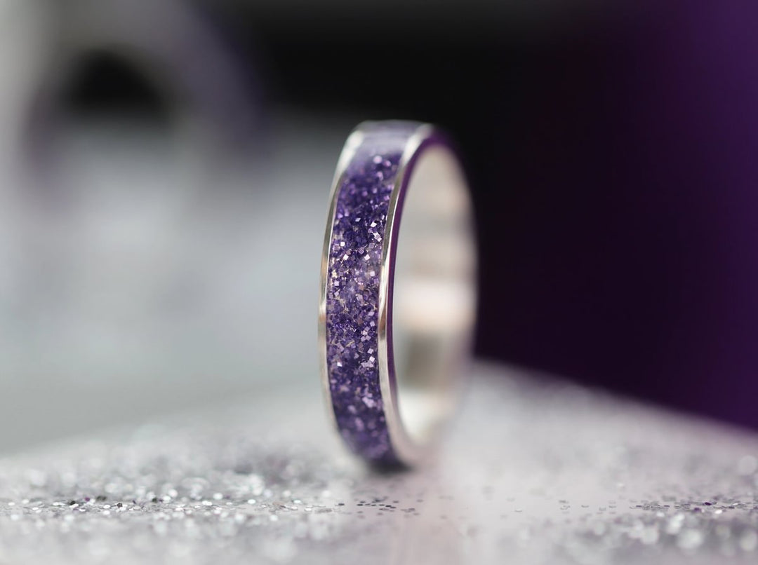 Purple glow  💜💜  Medium addon in 925 silver with a purple enamel coating - Glitter